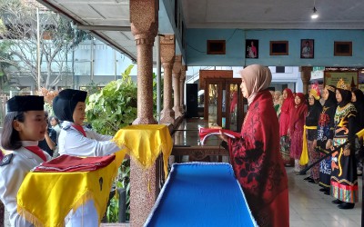 Dari Renungan Malam hingga Lagu Perjuangan, SMAN 2 Kota Malang Rayakan Kemerdekaan ke-80 dengan Penuh Makna