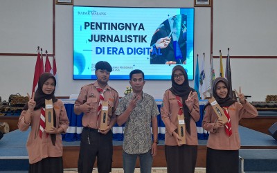 Asah Literasi Media, Siswa SMAN 2 Kota Malang Ikuti Pelatihan Jurnalistik Bersama Radar Malang