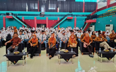 Siswa Kelas XII SMAN 2 Malang Bersiap Melakukan Kunjungan Spektakuler di Kegiatan Tengah Semester!